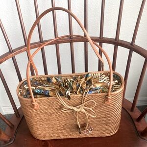 Hampton rattan Atta Straw lined bag